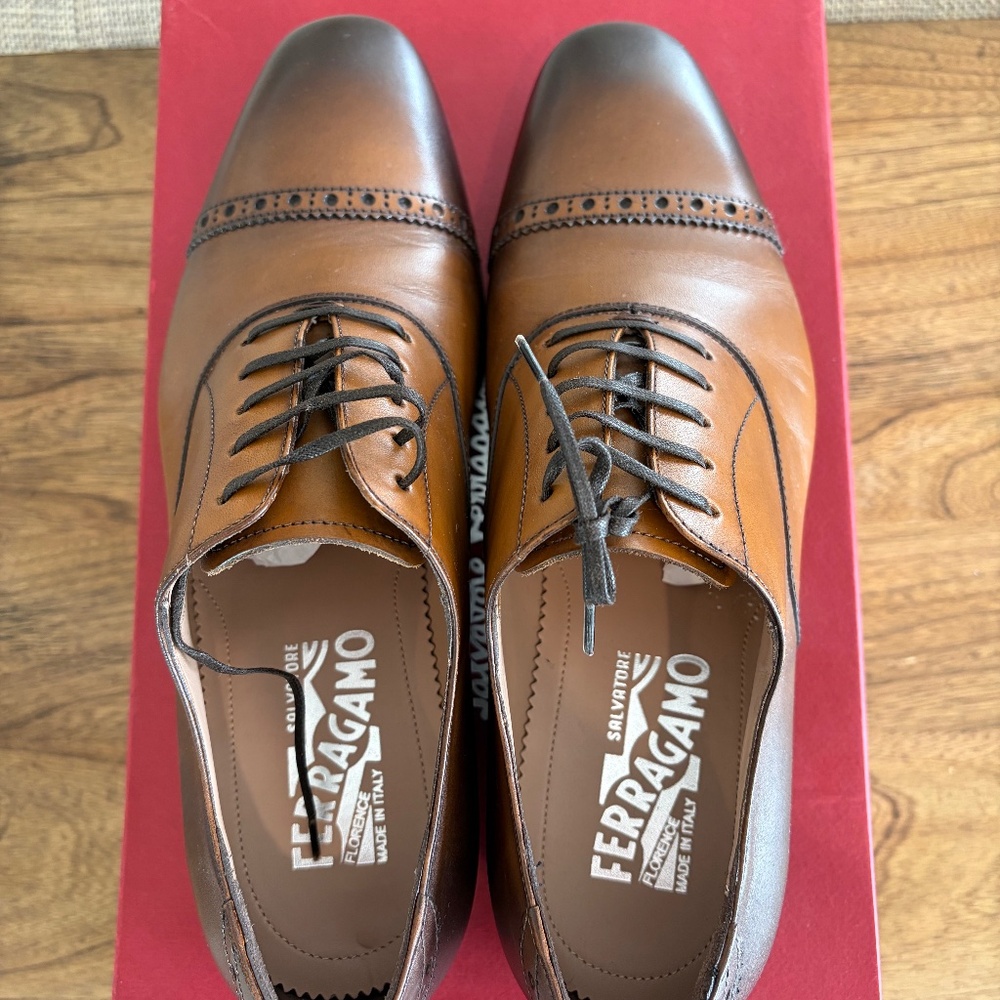 Ferragamo lace up dress shoes